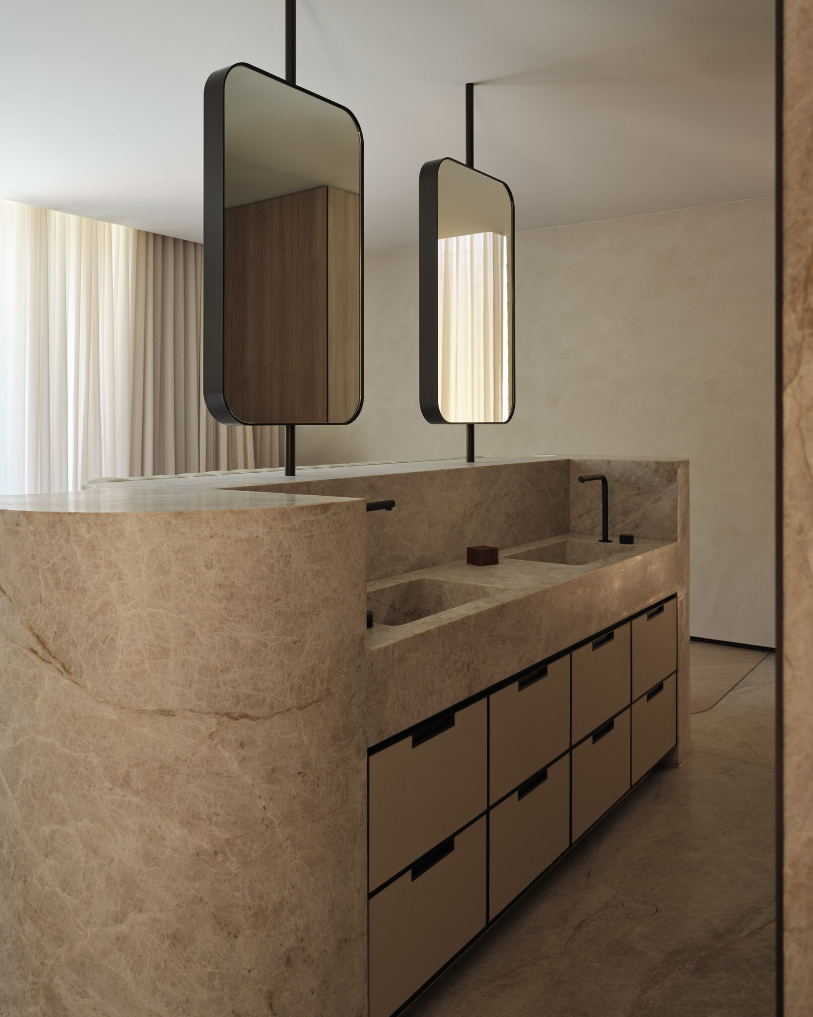 Sirius Residence ensuite bathroom by Sici Design