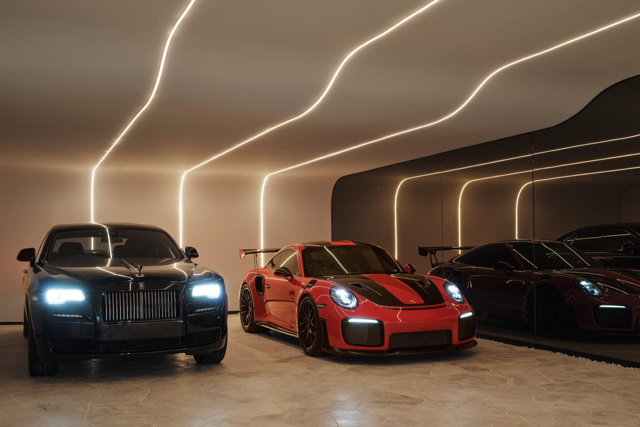 Sirius Residence garage by Sici Design